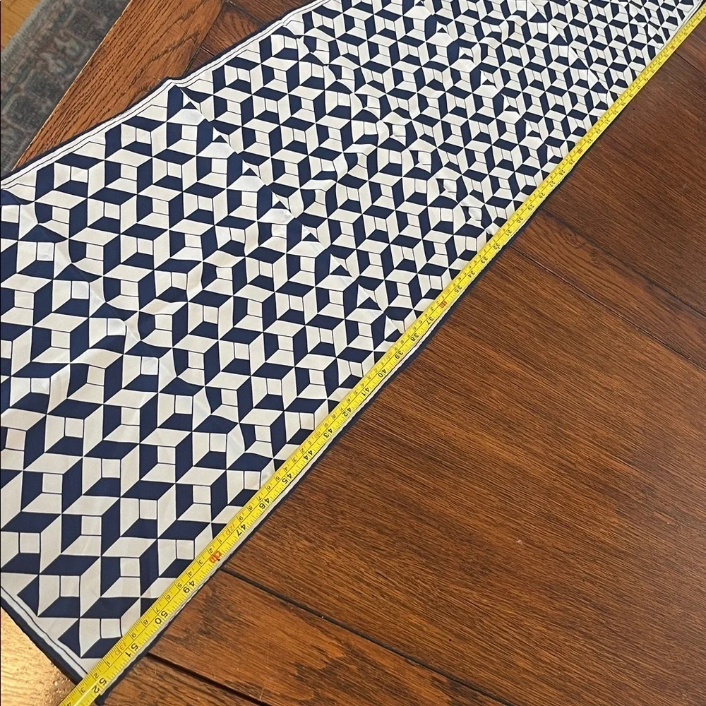 Vera Neumann Vintage Oblong Navy Blue White Geometric Print scarf Retro 70s